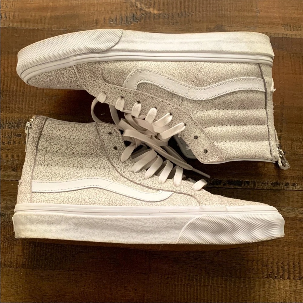 ❌SOLD❌  Vans Sk8-Hi - Picture 2 of 3